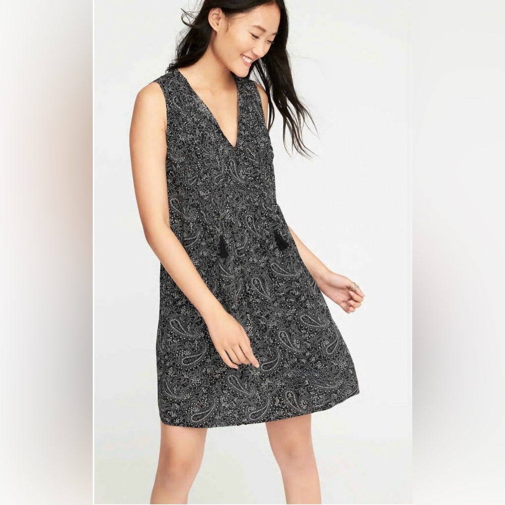 A-Line Paisley Dress, Black and White